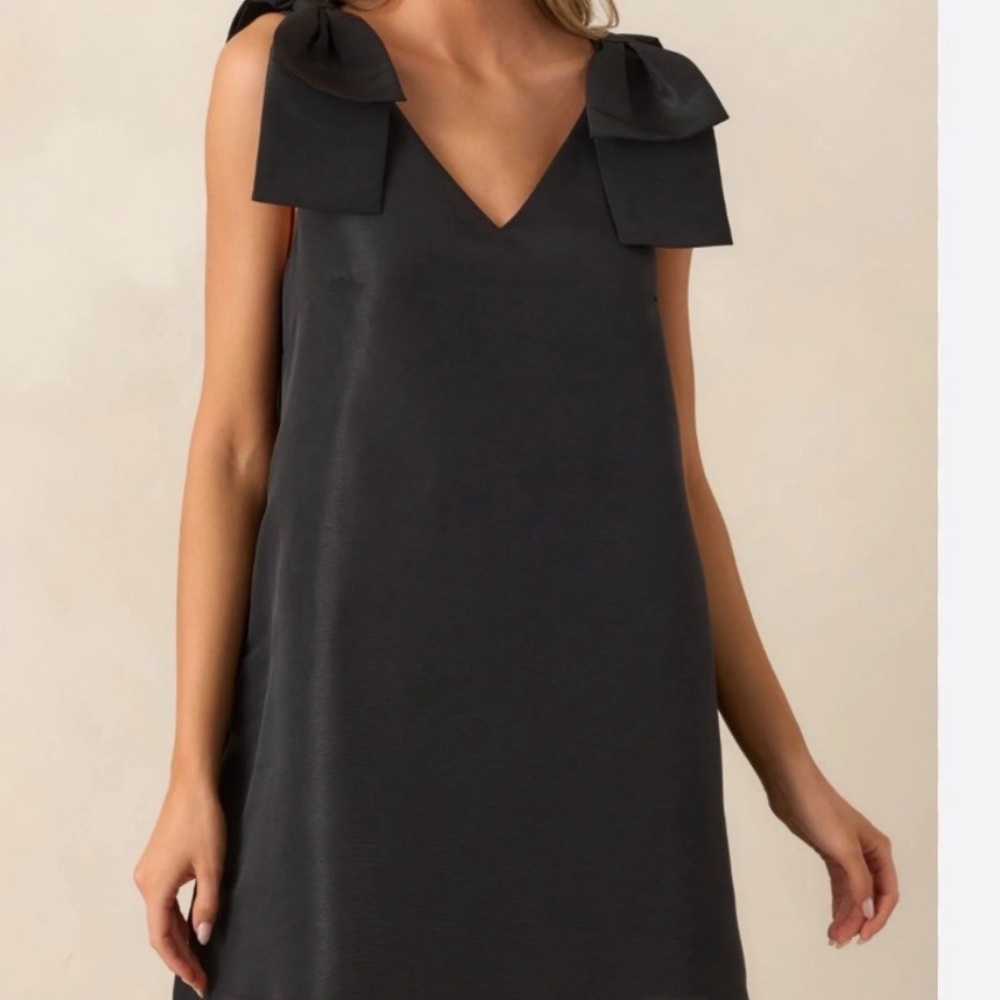 Aqua Elegant Black Bow Mini Dress